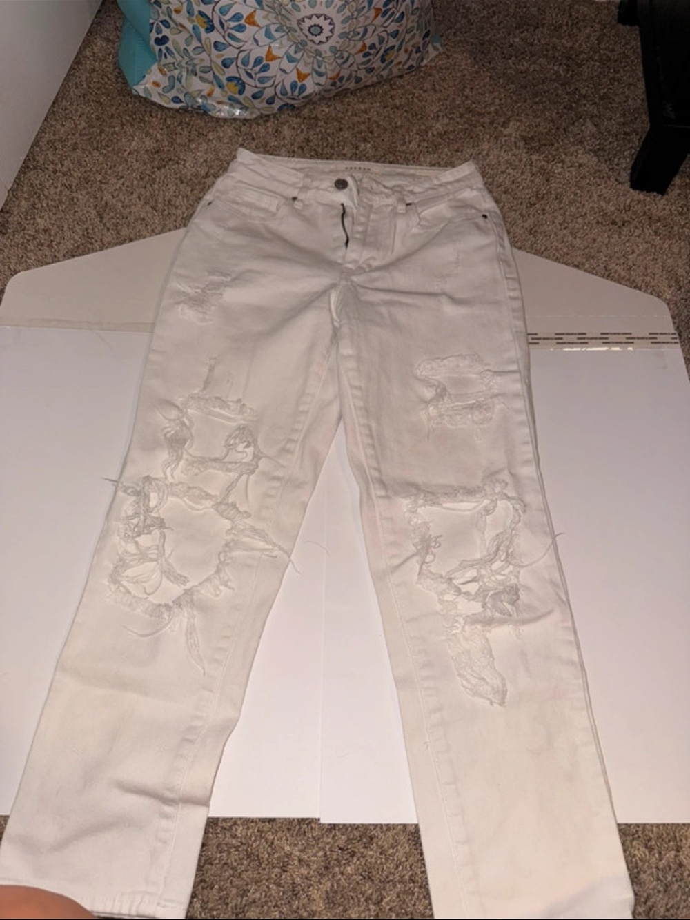 PacSun White Distressed Boyfriend Jeans